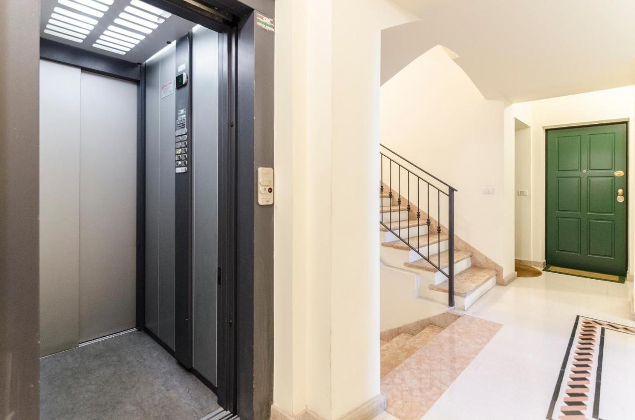 Апартаменти Flat 13: Elegante E Luminoso Con Terrazzo Privato Болонья Екстер'єр фото